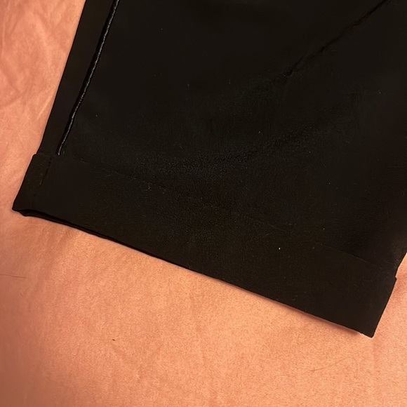 Guess cropped trousers with ankle cuff and pockets, leather side detail - Picture 2 of 5